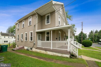 202 E Mount Vernon St, Lansdale, PA 19446 - photo 2