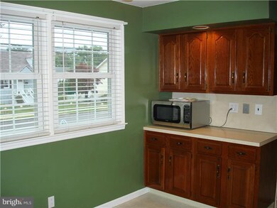 324 E Mill Rd, Maple Shade, NJ 08052 - photo 4