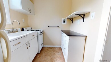 28 Cortland Place unit 2R, Albany, NY 12203 - photo 4