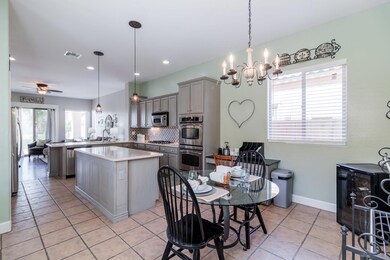 Kitchen (3)-SMALL