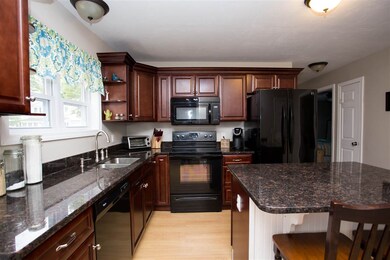 5 Foxglove St, Londonderry, NH 03053 - photo 5