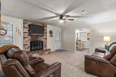 2612 Perry Ln, Alvin, TX 77511 - photo 5