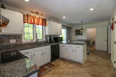 14 Marlboro St, Hudson, MA 01749 - photo 3