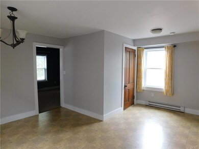 101 Delaware Rd, Riegelsville, PA 18077 - photo 5