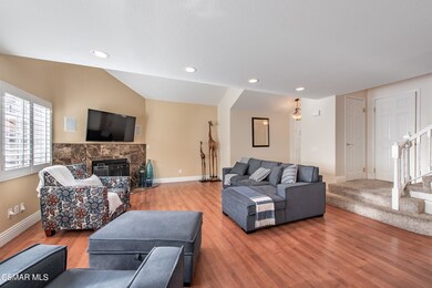 1940 Rory Ln Simi Valley-6