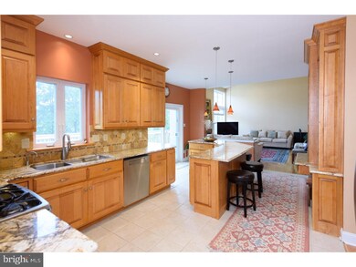 104 Barton Dr, Spring City, PA 19475 - photo 4