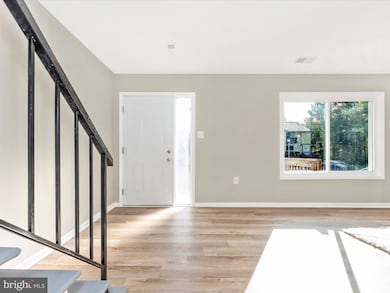 11362 Laurelwalk Dr, Laurel, MD 20708 - photo 3