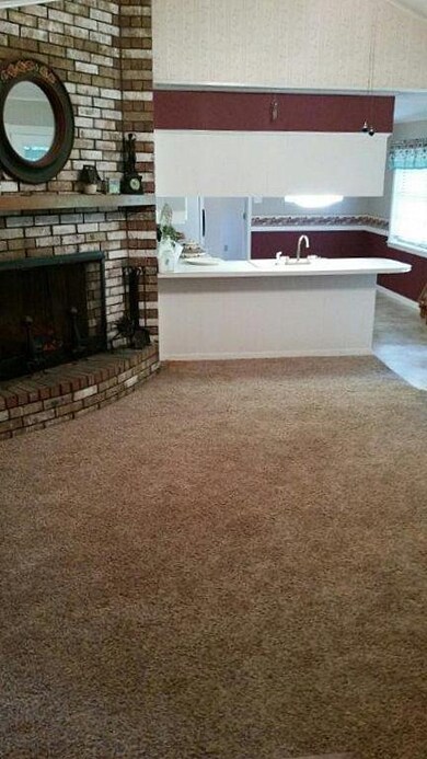 403 Holiday Cir, Pineville, LA 71360 - photo 4