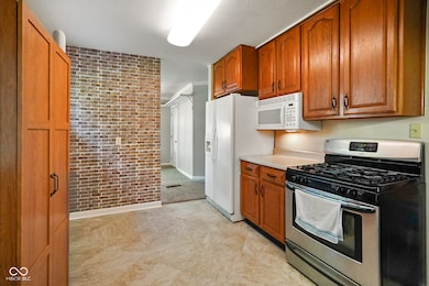 1101 W Riga Ave, Marion, IN 46952 - photo 7