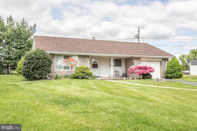 2417 Laurel Rd, Reading, PA 19609 - photo 3