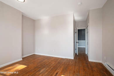 7-555WashingtonAve_07