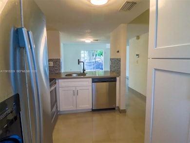 14010 NE 3rd Ct unit 1, Miami, FL 33161 - photo 4