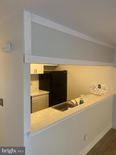 330 Wendover Dr unit 140A, Norristown, PA 19403 - photo 4