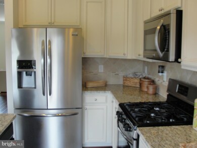 2762 Coppersmith Place, Bryans Road, MD 20616 - photo 5