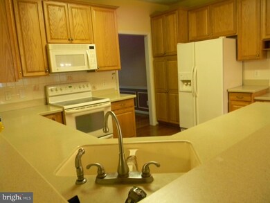 10623 King Eider Ct, Spotsylvania, VA 22553 - photo 7