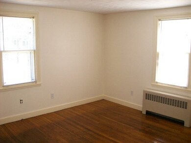 42 Electric St, Worcester, MA 01610 - photo 4