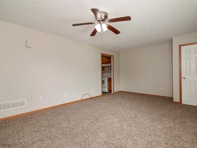 1732 E 23rd St, Des Moines, IA 50317 - photo 5