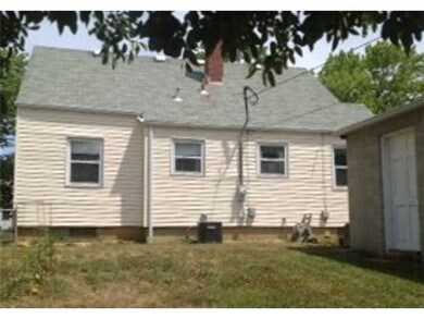 1661 Northridge Rd, Columbus, OH 43224 - photo 5