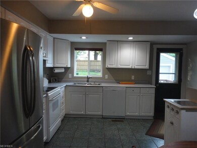 1627 Goodyear Blvd, Akron, OH 44305 - photo 5