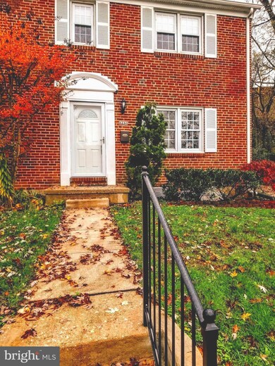 8230 Jeffers Cir, Towson, MD 21204 - photo 2