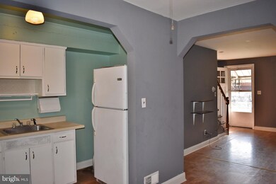 312 Edgewood St, Baltimore, MD 21229 - photo 5