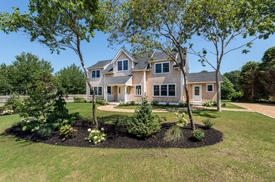 23 Kitts Field Cir, Edgartown, MA 02539 - photo 2