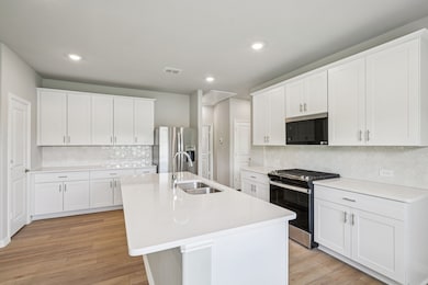 811 Leavenworth Dr, McKinney, TX 75071 - photo 4