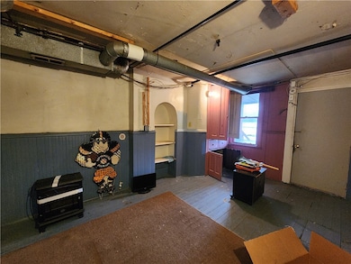 517 5th St, Pitcairn, PA 15140 - photo 4