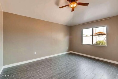 2042 N 9th St unit R, Phoenix, AZ 85006 - photo 6