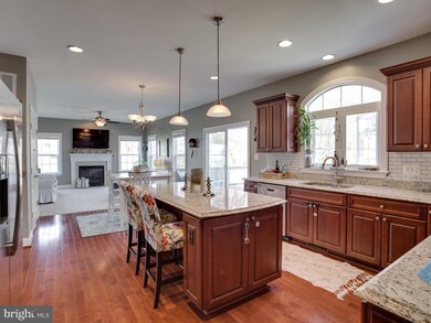 1905 Resting Ridge Ln, Prince Frederick, MD 20678 - photo 3