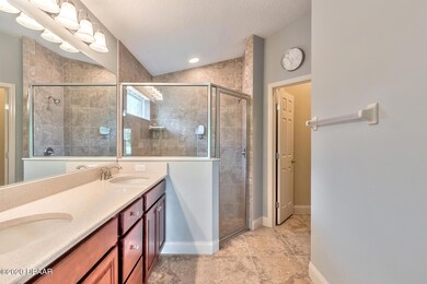 Owner's Bath