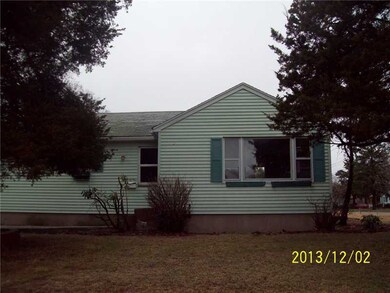 41 Lemac St, Warwick, RI 02889 - photo 2