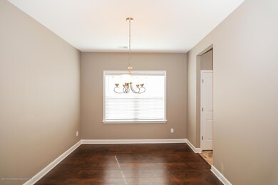005-photo-dining-room-6951753