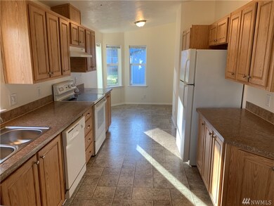 9012 218th Street Ct E unit W14, Graham, WA 98338 - photo 2