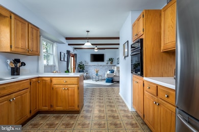 170 Floral Dr, Morrisville, PA 19067 - photo 7