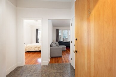 21 Aberdeen St unit 3, Boston, MA 02215 - photo 3