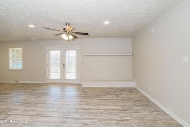 004-photo-living-room-14947090