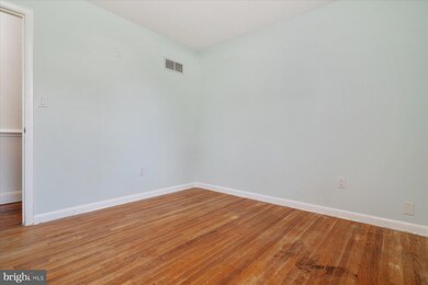 109 Lake View Dr, Annapolis, MD 21403 - photo 5