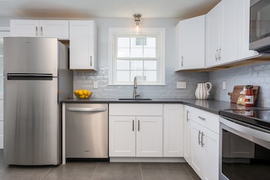 164 Warren St unit 166, Watertown, MA 02472 - photo 6