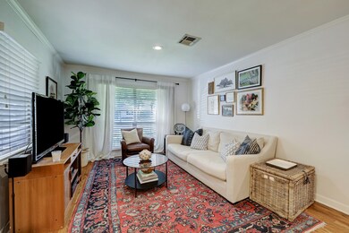 2031 Chantilly Ln, Houston, TX 77018 - photo 5