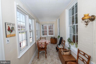 327 Main St, Pennsburg, PA 18073 - photo 3