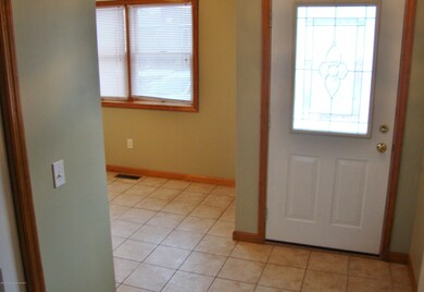 2 Scott St unit 4, Moosic, PA 18507 - photo 2