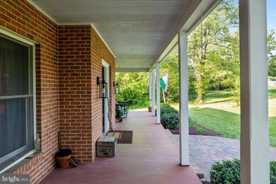 1181 Apple Pie Ridge Rd, Winchester, VA 22603 - photo 5