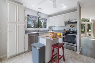 Functional kitchen, perfect for entertaining