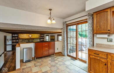 5981 Oak Hill Dr W, Plainfield, IN 46168 - photo 7