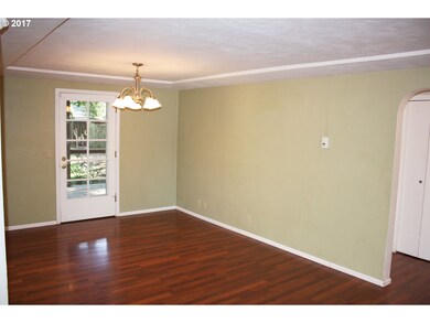 583 Hayden Bridge Way, Springfield, OR 97477 - photo 5