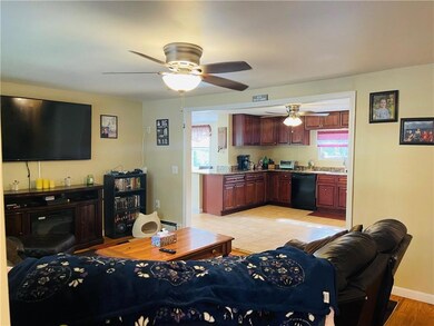 40 Aborn Ave, Cumberland, RI 02864 - photo 5