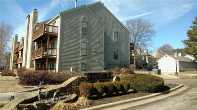 12013 W 58th Place unit G, Shawnee, KS 66216 - photo 5