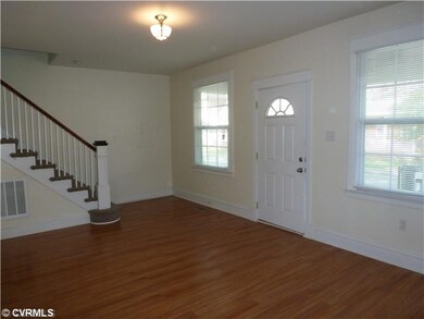 Den/Family/Great Room - Large Great room that is o
