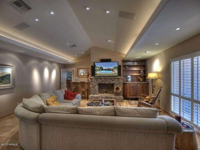 009_Family Room